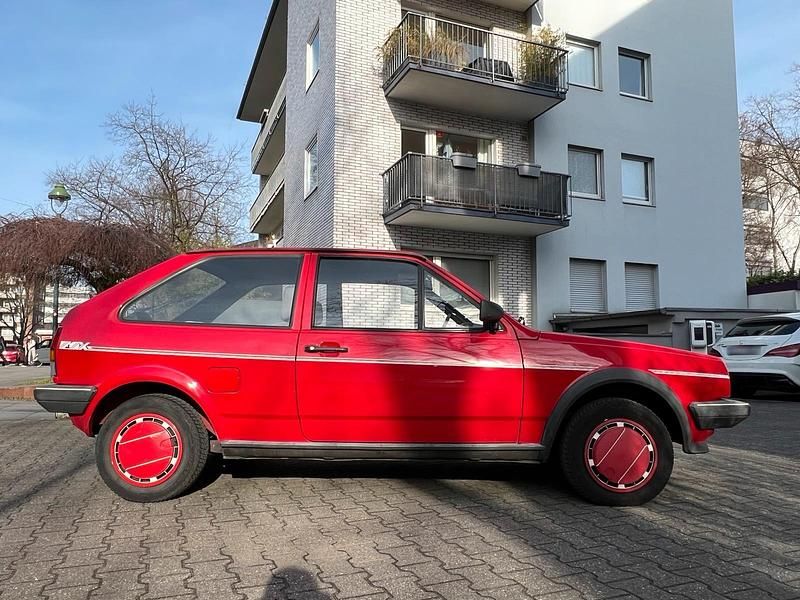 Gebraucht VW Polo 45 PS (33 kW) 1987 Rot Coupé