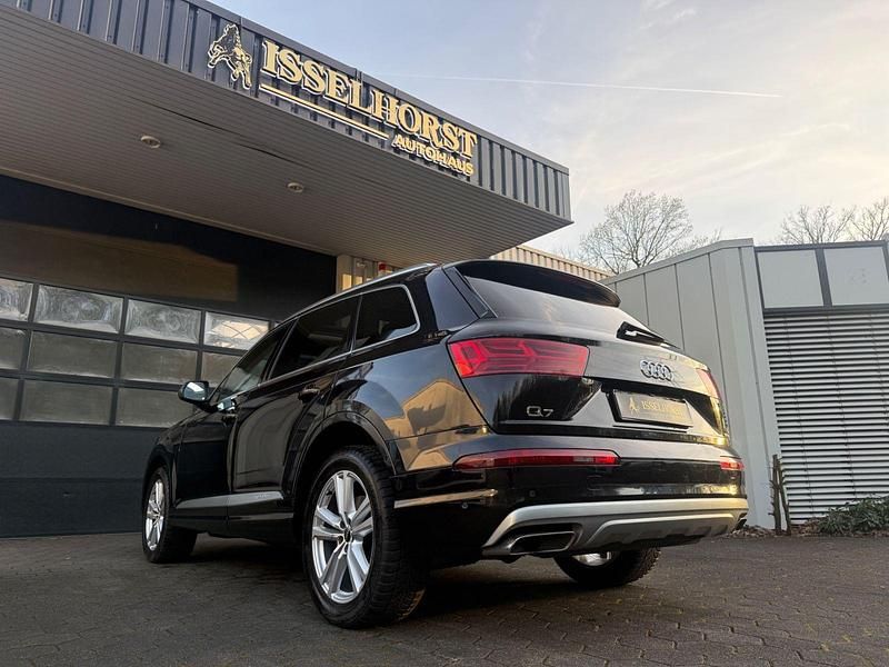 Second-hand Audi Q7 218 CP (160 kW) 2017 SUV