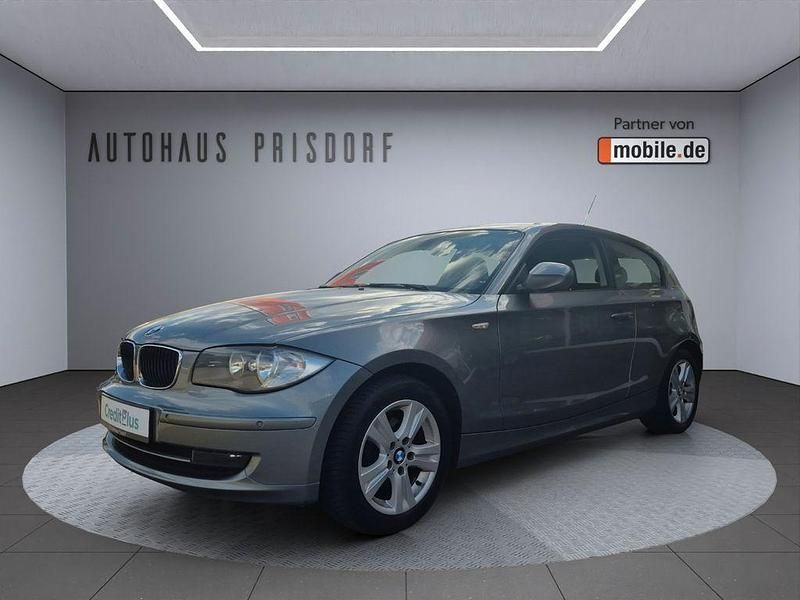 Grau Gebraucht 2010 BMW 116 Advantage Kleinwagen | 3.950 € (Fairer Preis) - Bild 1/4