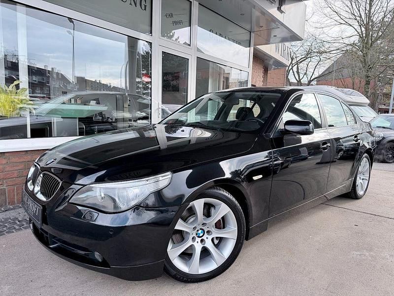 Gebraucht BMW 545 Sport Line 333 PS (244 kW) 2004 Black saphir metallic Limousine