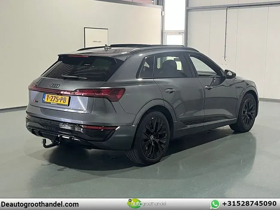 Gebraucht Audi Q8 e-tron Sport 250 kW (340 PS) 2023 Grau SUV