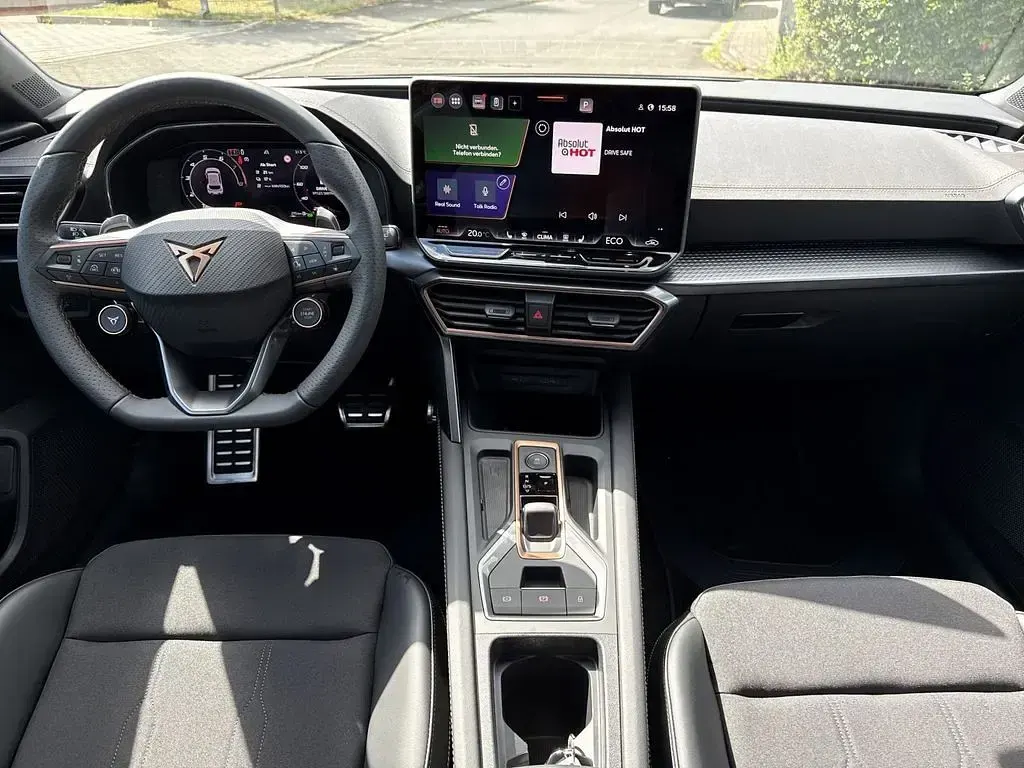 Neu Cupra Leon 150 PS (110 kW) 2026 Weiß Limousine
