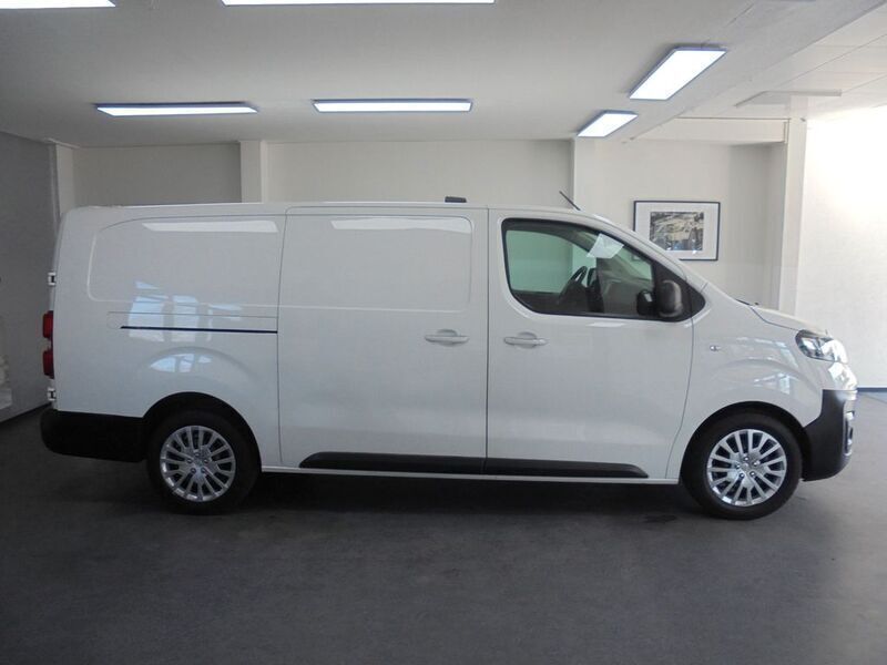 Weiß Gebraucht 2020 Opel Vivaro Van | 12.990 € (Superpreis) - Bild 1/4