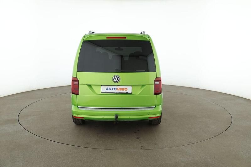 Gebraucht VW Caddy Highline 125 PS (91 kW) 2018 Grün Van / Kleinbus