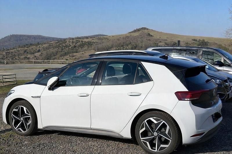 Gebraucht VW ID.3 Pro 106 kW (145 PS) 2022 Weiß Kleinwagen