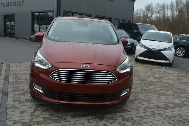 Gebraucht Ford C-MAX Titanium 125 PS (91 kW) 2017 Rot Van / Kleinbus