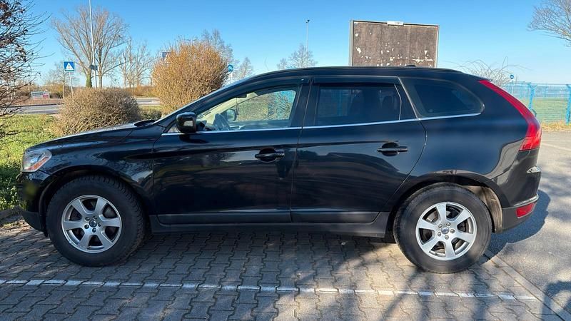 Gebraucht Volvo XC60 163 PS (119 kW) 2011 Schwarz SUV