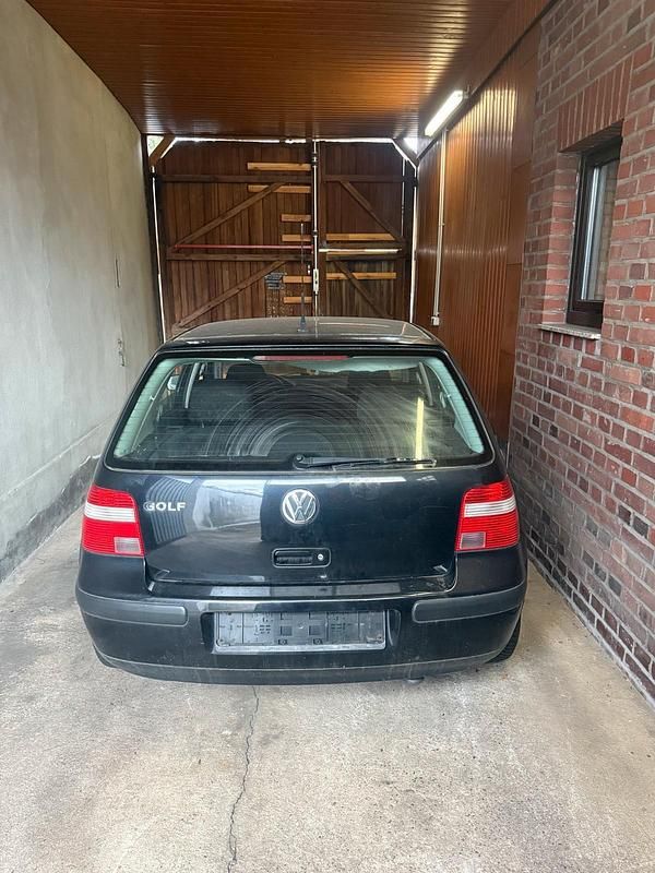 Gebraucht VW Golf IV 2002 Schwarz Kleinwagen