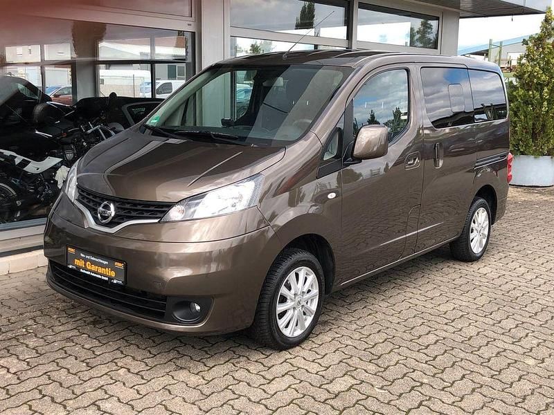 Bronze Gebraucht 2018 Nissan Evalia Tekna Van / Kleinbus | 17.300 € (Etwas zu teuer) - Bild 1/4