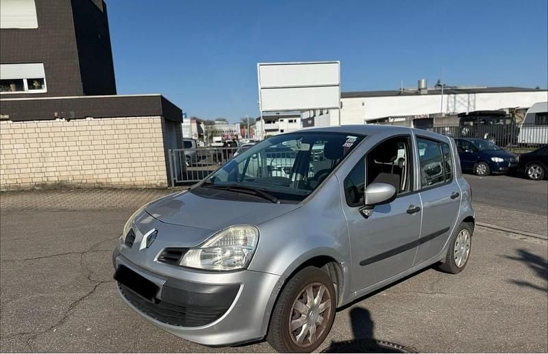 Gebraucht Renault Modus 75 PS (55 kW) 2009 Silber Van / Kleinbus