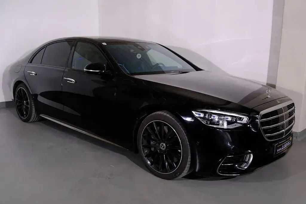 Gebraucht Mercedes S450 367 PS (269 kW) 2024 Schwarz Limousine
