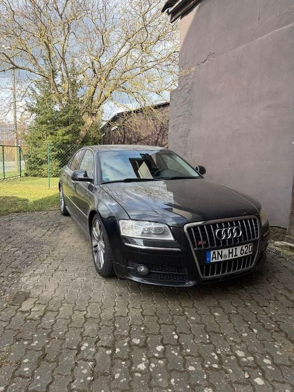 Second-hand Audi A8 Ambiente 232 CP (170 kW) 2009 Negru Berlinǎ