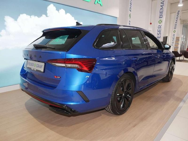 Neu Skoda Octavia RS 265 PS (194 kW) 2026 Raceblau Kombi