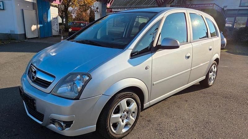 Silber Gebraucht 2010 Opel Meriva Innovation Van / Kleinbus | 3.990 € (Guter Preis) - Bild 1/4