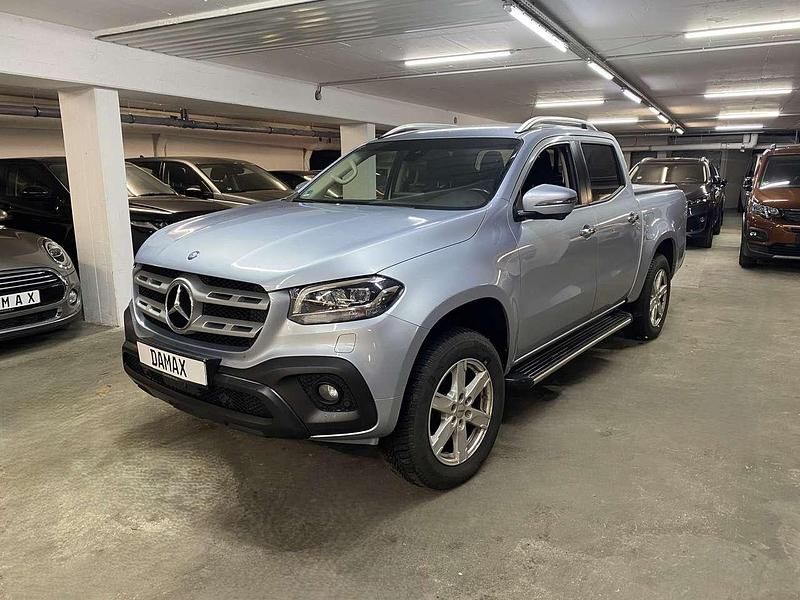 Diamantsilber metallic Gebraucht 2018 Mercedes X250 Progressive Abholung | 27.990 € (Superpreis) - Bild 1/4