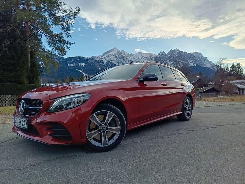 Rot Gebraucht 2019 Mercedes C400 AMG Kombi | 29.999 € (Guter Preis) - Bild 1/4