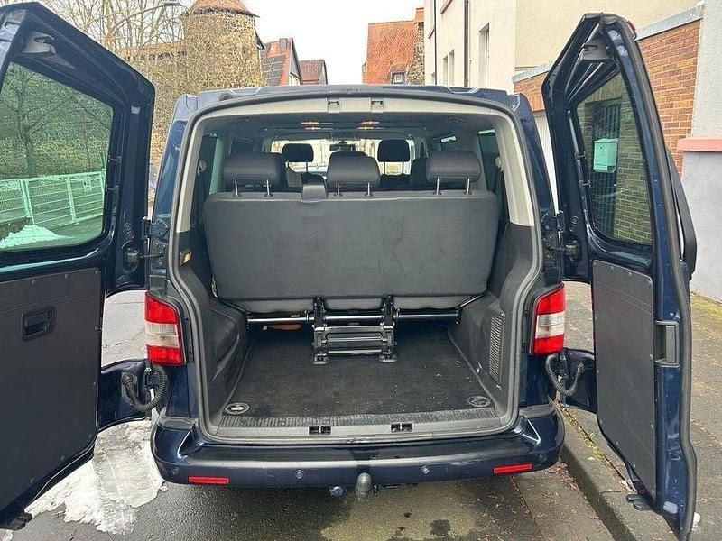 Gebraucht VW T5 140 PS (102 kW) 2010 Blau Van