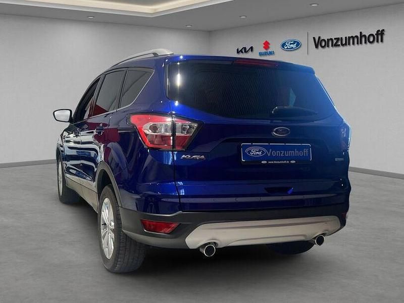 Gebraucht Ford Kuga Titanium 150 PS (110 kW) 2018 Deep impact blue (metallic) (metallic) SUV