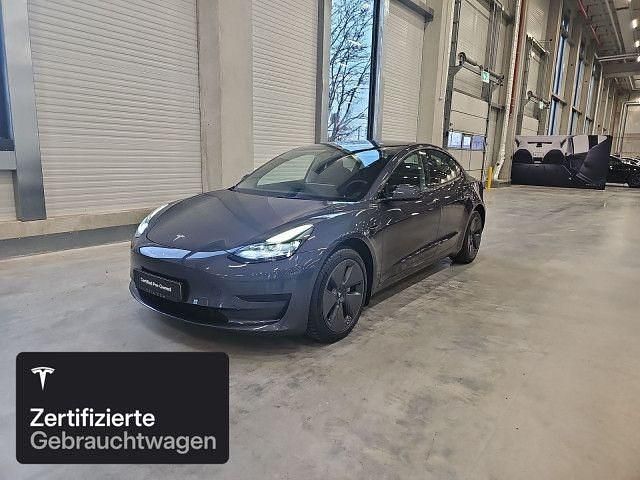 Silber Gebraucht 2023 Tesla Model 3 RWD Limousine | 24.400 € (Superpreis) - Bild 1/4