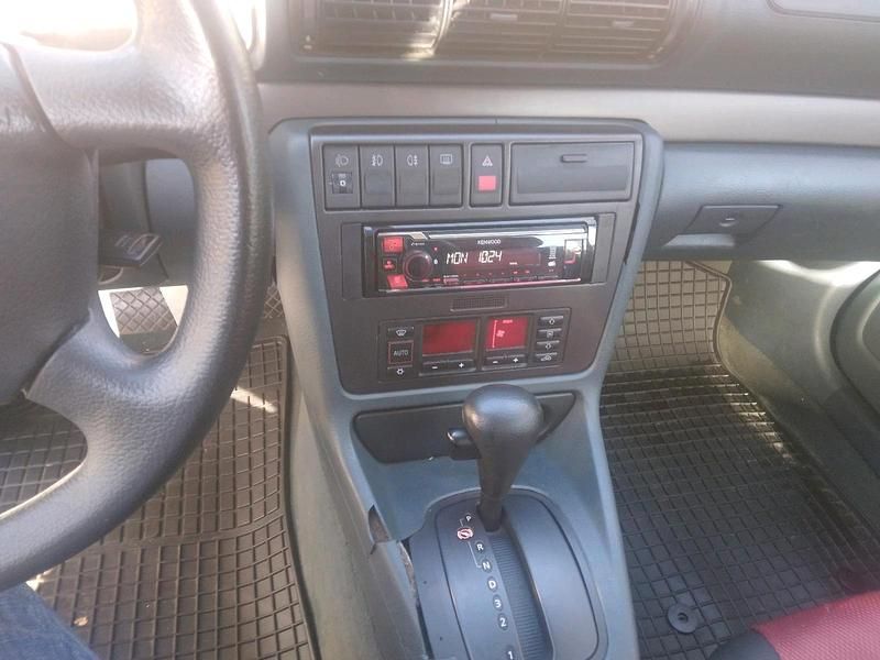 Gebraucht Audi A4 95 PS (69 kW) 1998 Grün Limousine