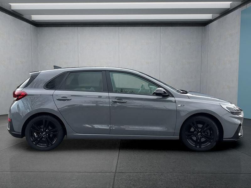 Gebraucht BMW 220 160 PS (117 kW) 2022 Grau Coupé