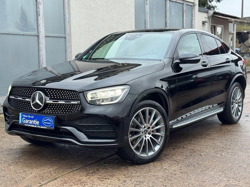 Gebraucht Mercedes GLC300e AMG line 211 PS (155 kW) 2021 Schwarz Limousine