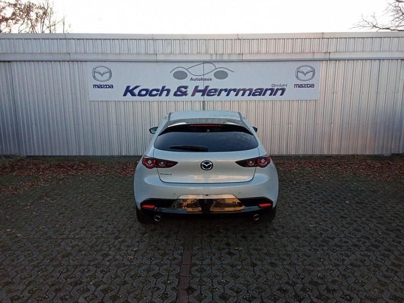 Neu Mazda 3 Nagisa 140 PS (102 kW) 2025