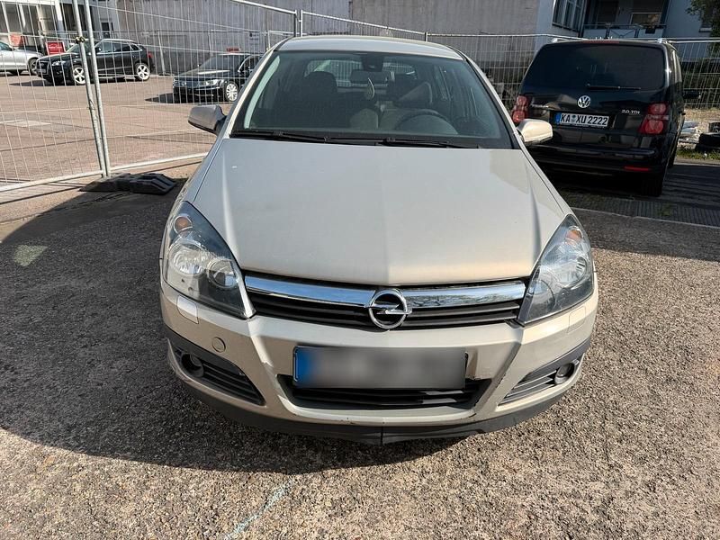 Gebraucht Opel Astra 105 PS (77 kW) 2004 Grau Limousine