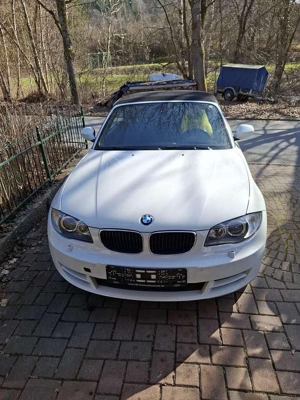 Gebraucht BMW 120 Cabriolet 170 PS (125 kW) 2010 Weiß Cabrio