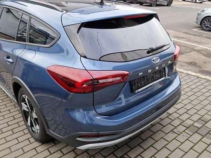 Gebraucht Ford Focus Active X 155 PS (114 kW) 2025 Blau Kombi