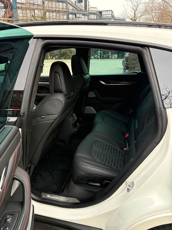 Gebraucht Maserati Levante 581 PS (427 kW) 2022 Weiß SUV