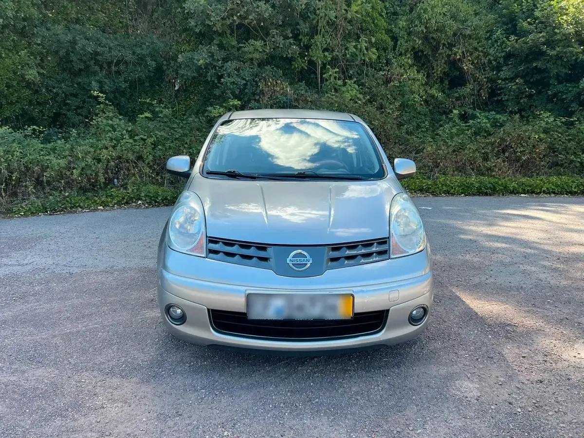 Gebraucht Nissan Note 88 PS (64 kW) 2008 Silber Kleinwagen