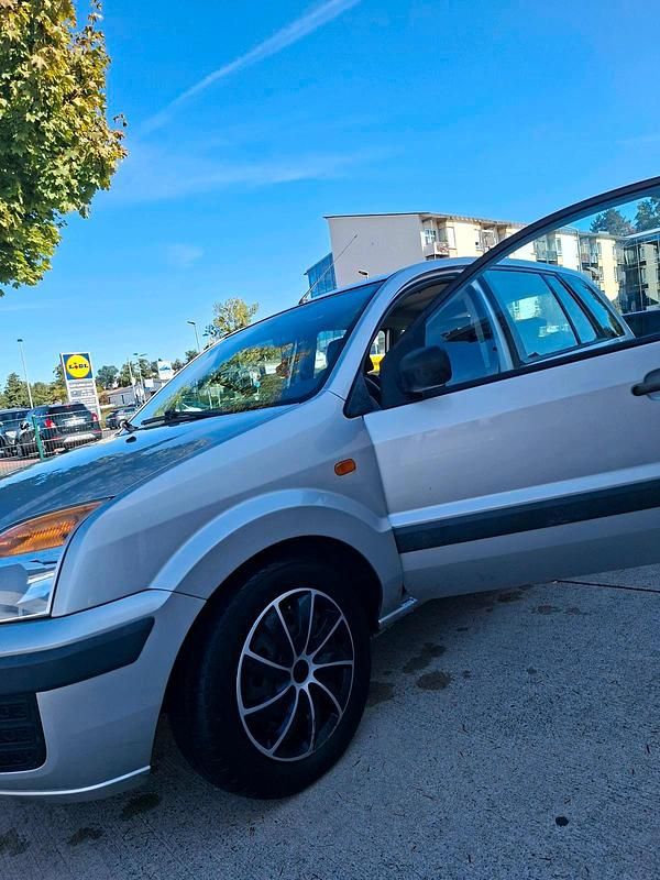 Gebraucht Ford Fusion 80 PS (58 kW) 2009 Grau Kleinwagen