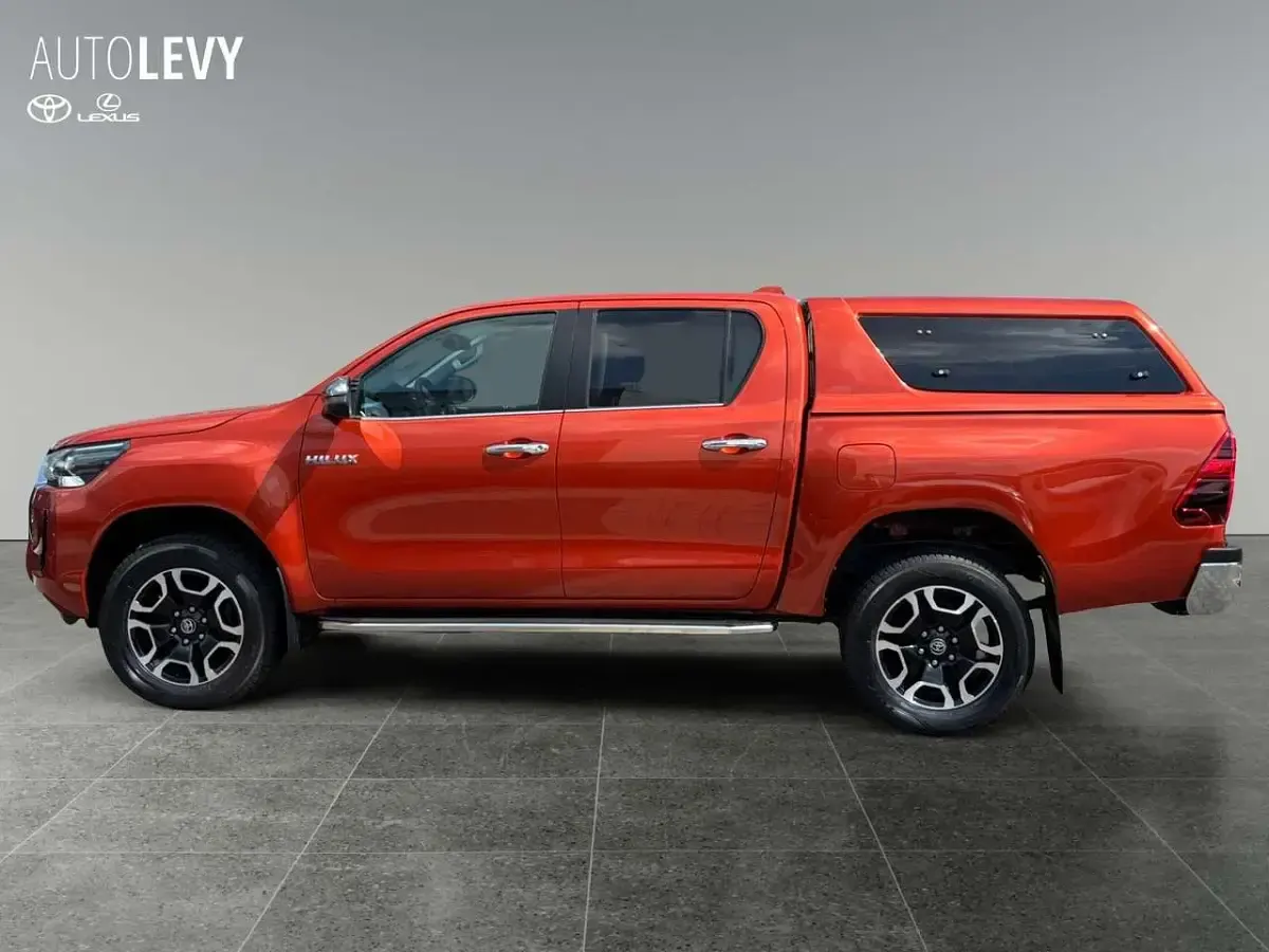 Gebraucht Toyota HiLux Executive 204 PS (150 kW) 2023 Orange Pickup