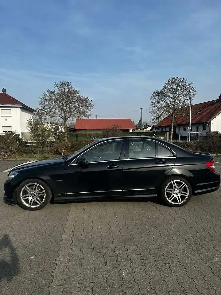 Gebraucht Mercedes C350 Sport Edition 231 PS (169 kW) 2010 Kombi