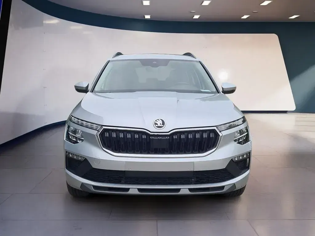 Neu Skoda Kamiq Selection 116 PS (85 kW) 2026 Silber SUV