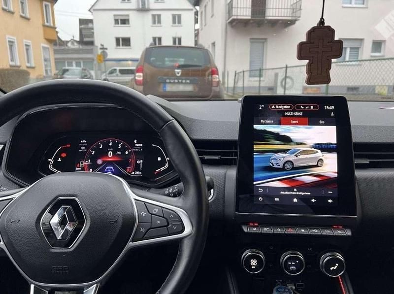 Gebraucht Renault Clio V 91 PS (66 kW) 2023 Limousine