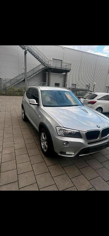Gebraucht BMW X3 185 PS (136 kW) 2012 Silber SUV