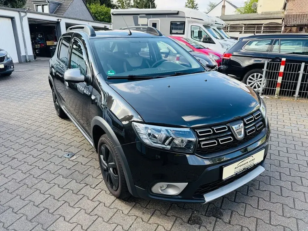 Gebraucht Dacia Sandero Prestige 90 PS (66 kW) 2019 Schwarz SUV