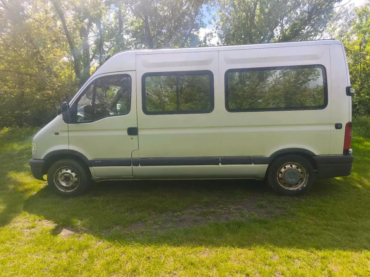 Gebraucht Opel Movano 125 PS (91 kW) 2002 Silber Van / Kleinbus
