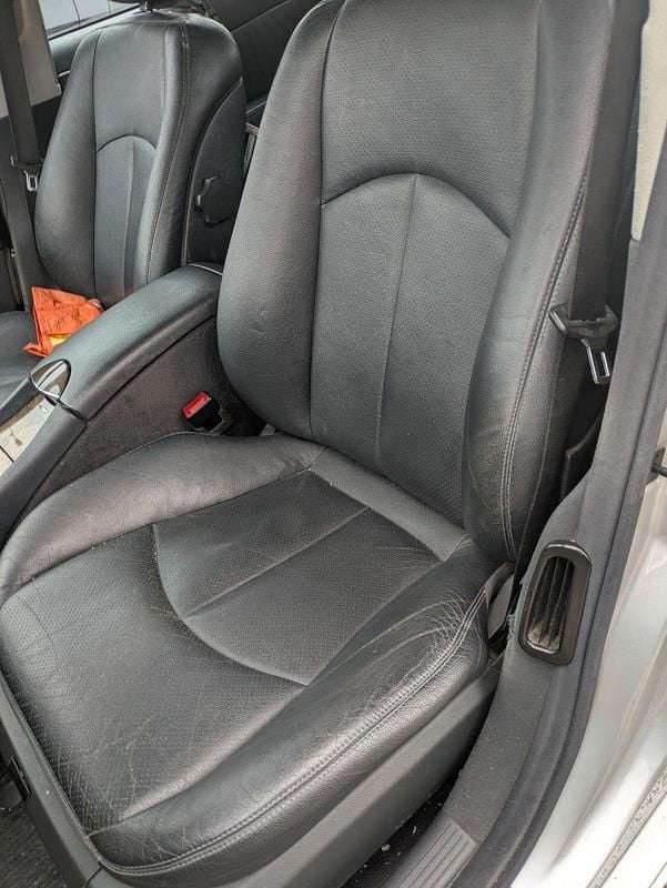 Gebraucht Mercedes E240 177 PS (130 kW) 2005 Silber Kombi