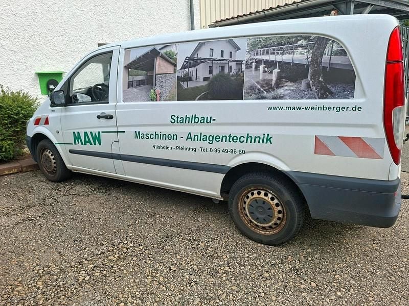 Weiß Gebraucht 2011 Mercedes Vito Van / Kleinbus | 5.500 € - Bild 1/4