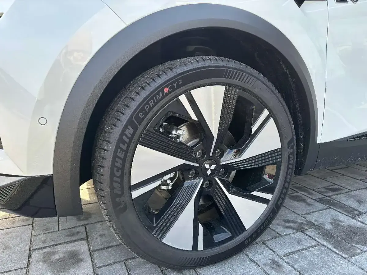 Gebraucht Mitsubishi Grandis Edition 158 PS (116 kW) 2026 Weiß SUV
