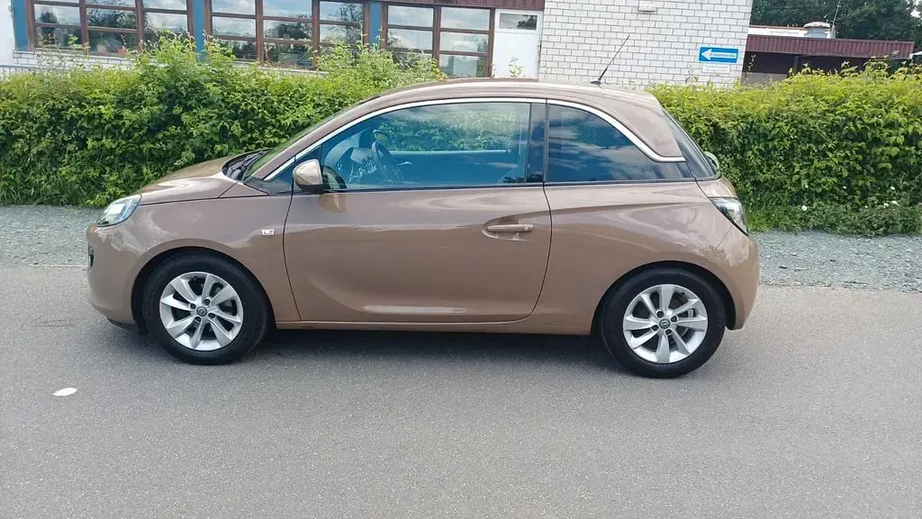 Gebraucht Opel Adam Slam 101 PS (74 kW) 2014 Braun Kleinwagen