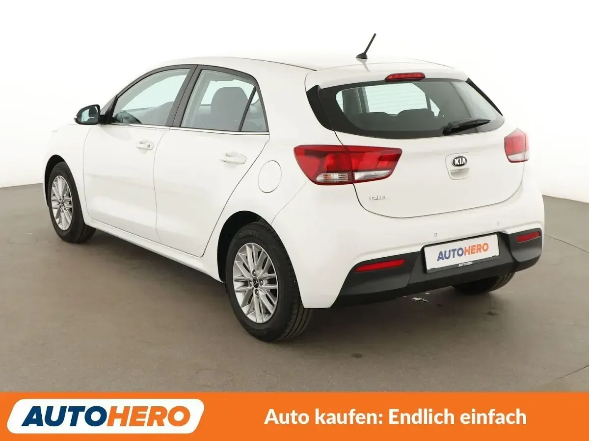 Gebraucht Kia Rio Vision 84 PS (61 kW) 2021 Weiß Kleinwagen