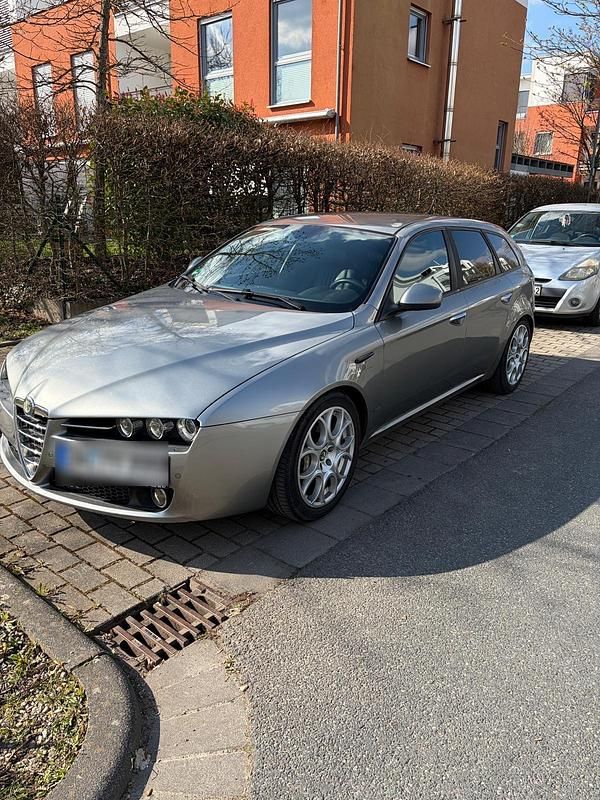 Gebraucht Alfa Romeo 159 200 PS (147 kW) 2007 Silber Kombi