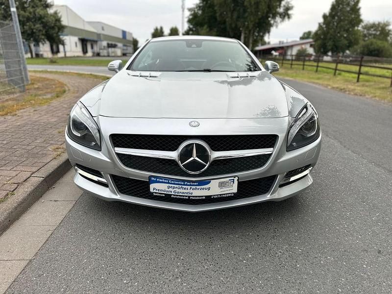 Gebraucht Mercedes SL350 306 PS (225 kW) 2012 Silber Cabrio