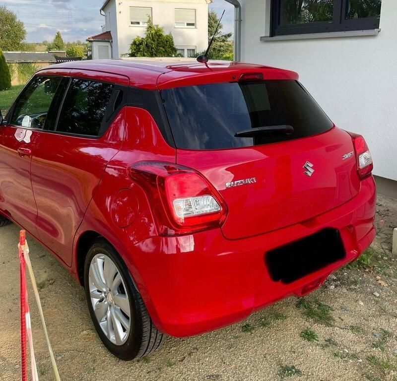 Rot Gebraucht 2019 Suzuki Swift Comfort Limousine | 14.400 € (Fairer Preis) - Bild 1/4