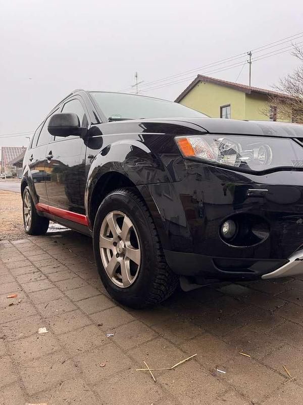 Gebraucht Mitsubishi Outlander Intense 156 PS (114 kW) 2009 Schwarz SUV