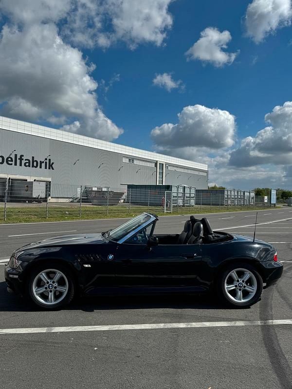 Gebraucht BMW Z3 170 PS (125 kW) 2000 Schwarz Cabrio